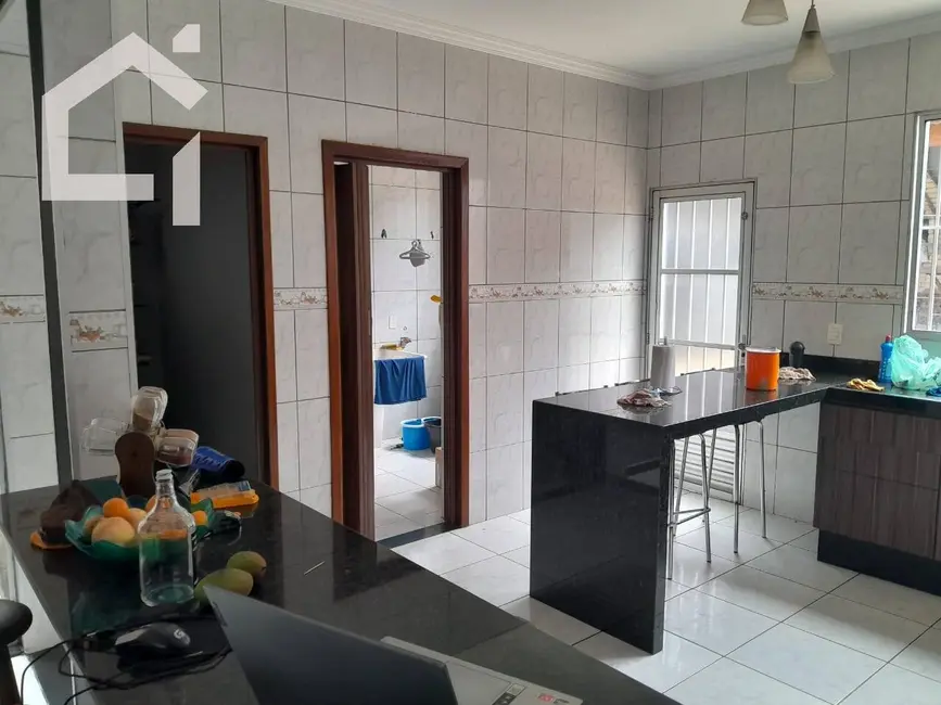 Casa com 3 quartos à venda, 200m2 em Itupeva - SP - imagem 8 Foto 8 de Casa com 3 quartos à venda, 200m2 em Itupeva - SP