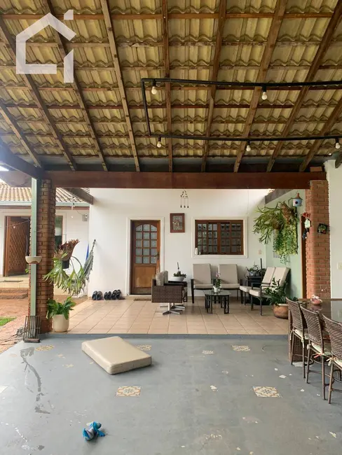 Foto 7 de Casa com 3 quartos à venda e para alugar, 1080m2 em Itupeva - SP