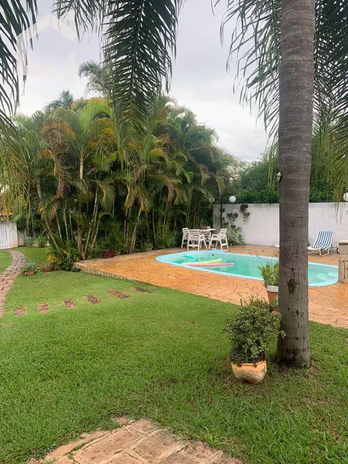 Foto 4 de Casa com 3 quartos à venda e para alugar, 1080m2 em Itupeva - SP