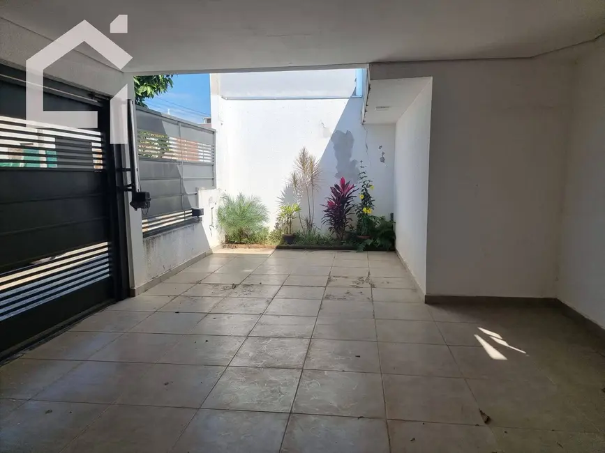 Casa com 3 quartos à venda, 250m2 em Itupeva - SP - imagem 2 Foto 2 de Casa com 3 quartos à venda, 250m2 em Itupeva - SP