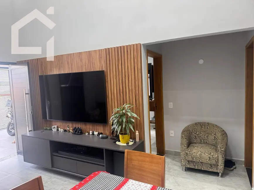 Casa com 2 quartos à venda, 200m2 em Itupeva - SP - imagem 2 Foto 2 de Casa com 2 quartos à venda, 200m2 em Itupeva - SP