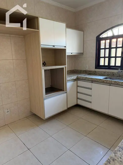 Casa com 4 quartos para alugar em Itupeva - SP - imagem 8 Foto 8 de Casa com 4 quartos para alugar em Itupeva - SP