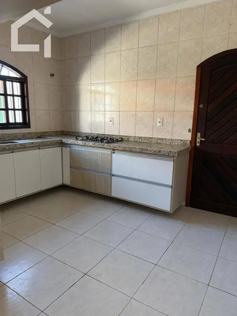 Casa com 4 quartos para alugar em Itupeva - SP - imagem 9 Foto 9 de Casa com 4 quartos para alugar em Itupeva - SP