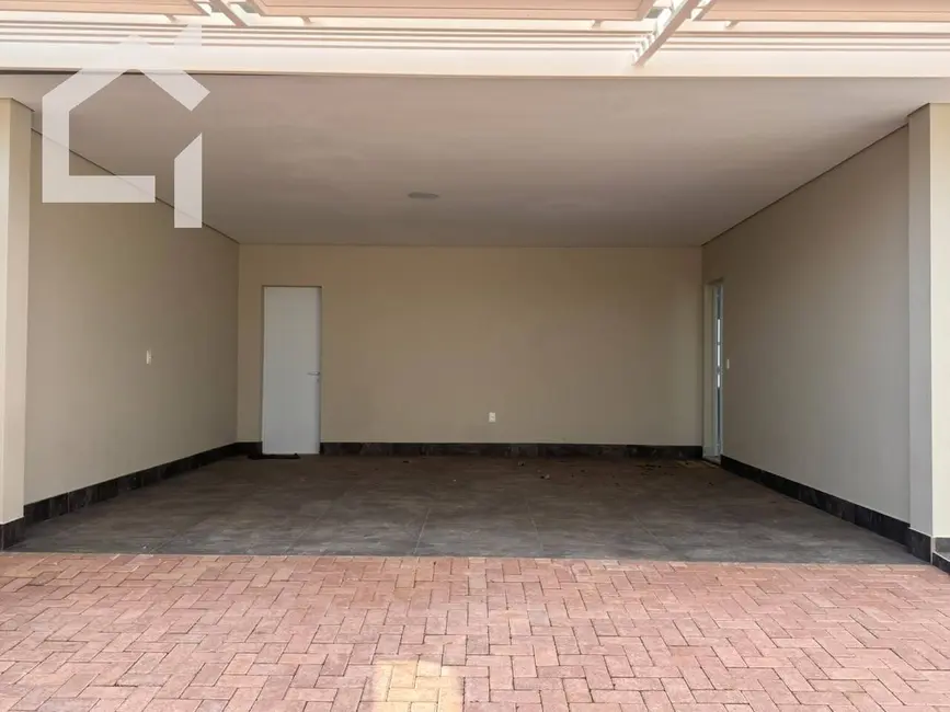 Casa com 3 quartos para alugar, 300m2 em Itupeva - SP - imagem 1 Foto 1 de Casa com 3 quartos para alugar, 300m2 em Itupeva - SP