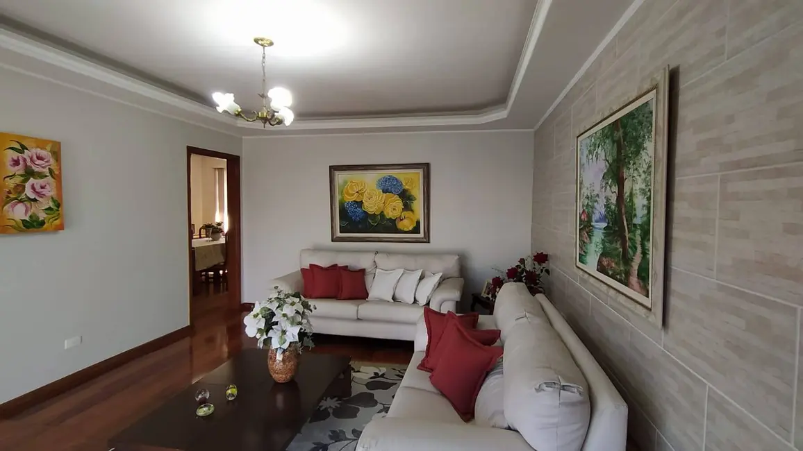 Casa com 4 quartos à venda, 205m2 em Santa Ângela, Pocos De Caldas - MG - imagem 8 Foto 8 de Casa com 4 quartos à venda, 205m2 em Santa Ângela, Pocos De Caldas - MG