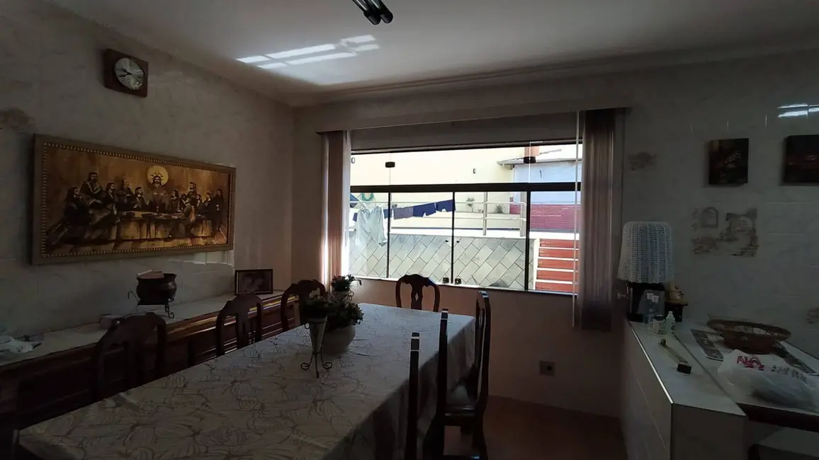 Casa com 4 quartos à venda, 205m2 em Santa Ângela, Pocos De Caldas - MG - imagem 7 Foto 7 de Casa com 4 quartos à venda, 205m2 em Santa Ângela, Pocos De Caldas - MG
