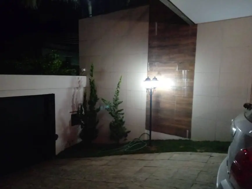 Foto 2 de Casa com 3 quartos à venda, 311m2 em Jardim Europa, Pocos De Caldas - MG