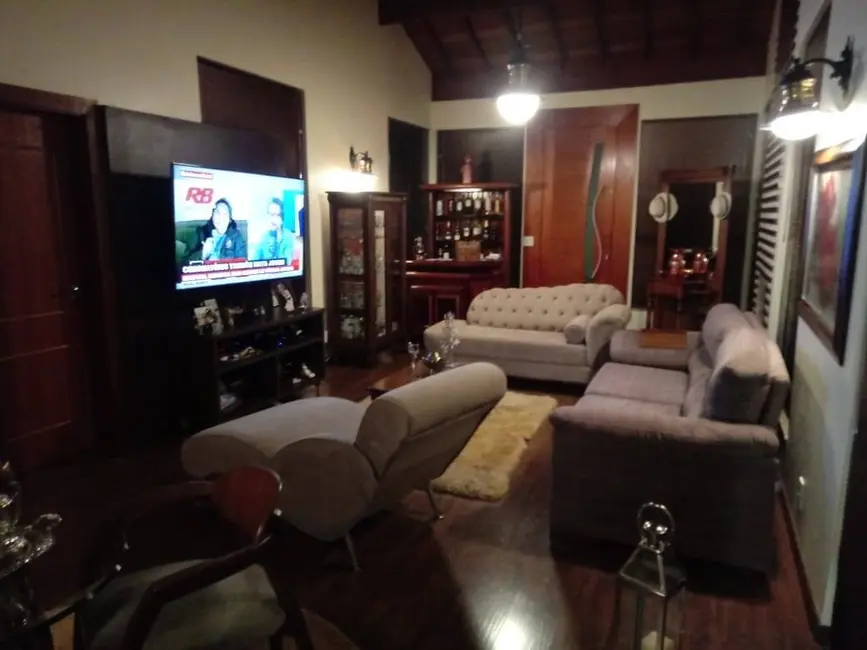 Foto 8 de Casa com 3 quartos à venda, 311m2 em Jardim Europa, Pocos De Caldas - MG