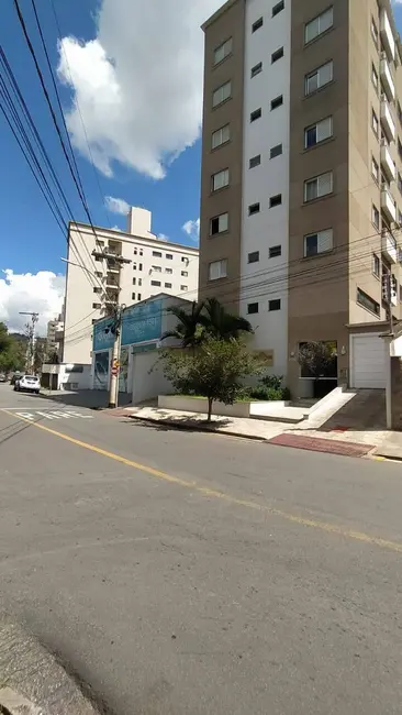 Foto 2 de Apartamento com 2 quartos à venda, 70m2 em Jardim Quisisana, Pocos De Caldas - MG