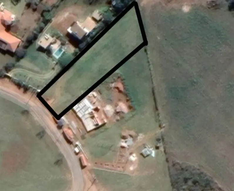 Foto 1 de Terreno / Lote à venda, 2000m2 em Pocos De Caldas - MG