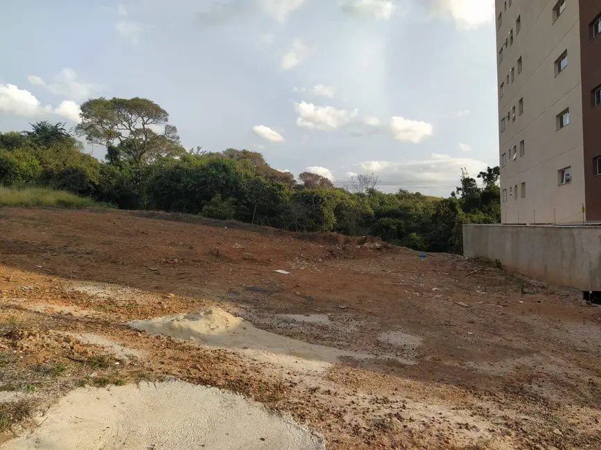 Foto 1 de Terreno / Lote à venda, 417m2 em Pocos De Caldas - MG