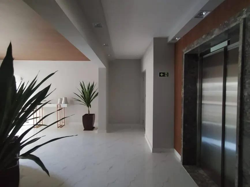 Apartamento com 3 quartos à venda, 173m2 em São Benedito, Pocos De Caldas - MG - imagem 9 Foto 9 de Apartamento com 3 quartos à venda, 173m2 em São Benedito, Pocos De Caldas - MG