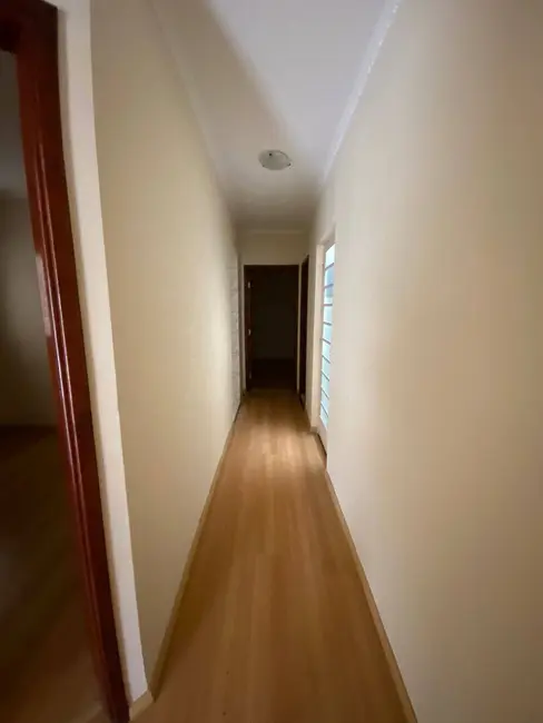 Foto 8 de Casa com 3 quartos à venda, 166m2 em Jardim Centenário, Pocos De Caldas - MG