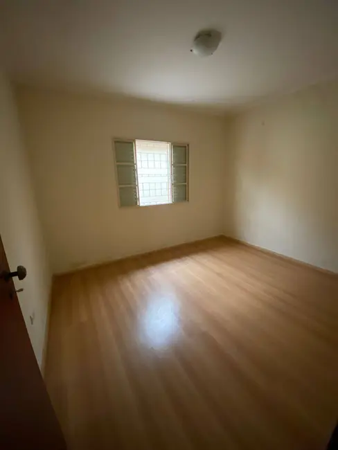 Foto 9 de Casa com 3 quartos à venda, 166m2 em Jardim Centenário, Pocos De Caldas - MG