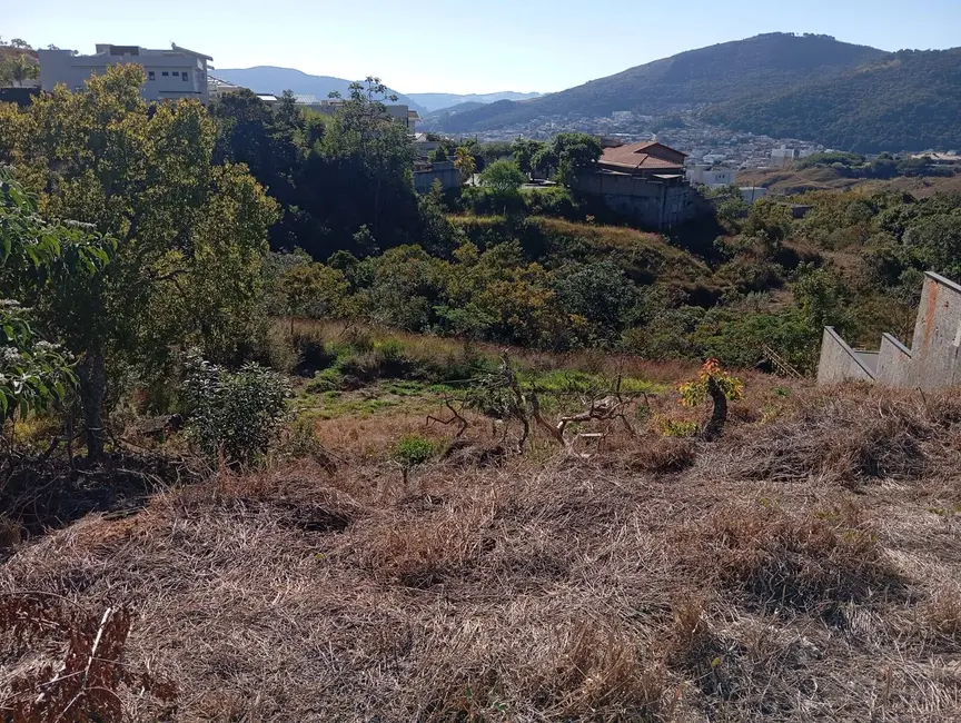 Terreno / Lote à venda, 598m2 em Pocos De Caldas - MG - imagem 2 Foto 2 de Terreno / Lote à venda, 598m2 em Pocos De Caldas - MG
