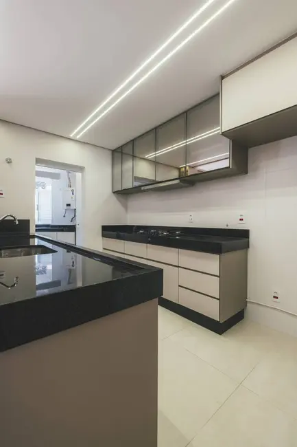 Foto 8 de Apartamento com 3 quartos à venda, 147m2 em Centro, Pocos De Caldas - MG