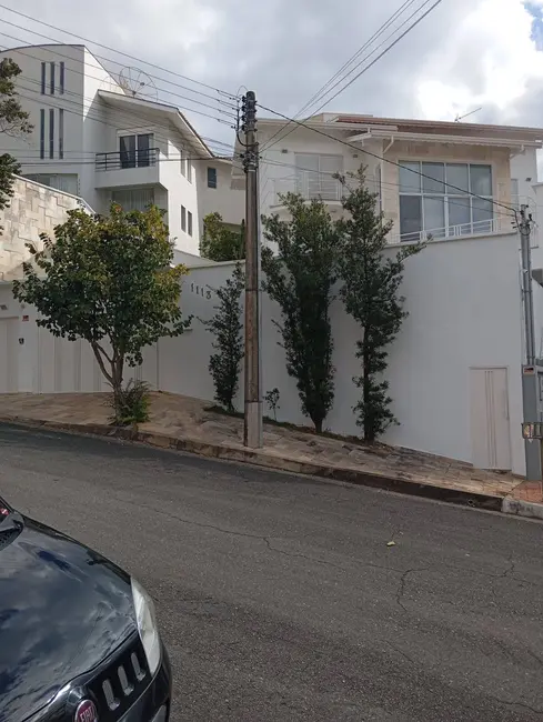 Foto 2 de Casa com 3 quartos à venda, 332m2 em Jardim Europa, Pocos De Caldas - MG
