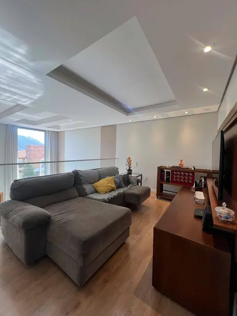 Foto 8 de Casa com 3 quartos para alugar, 320m2 em Jardim Europa, Pocos De Caldas - MG