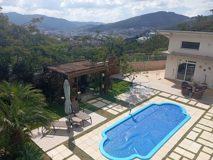 Foto 8 de Casa com 4 quartos à venda, 473m2 em Jardim Europa, Pocos De Caldas - MG