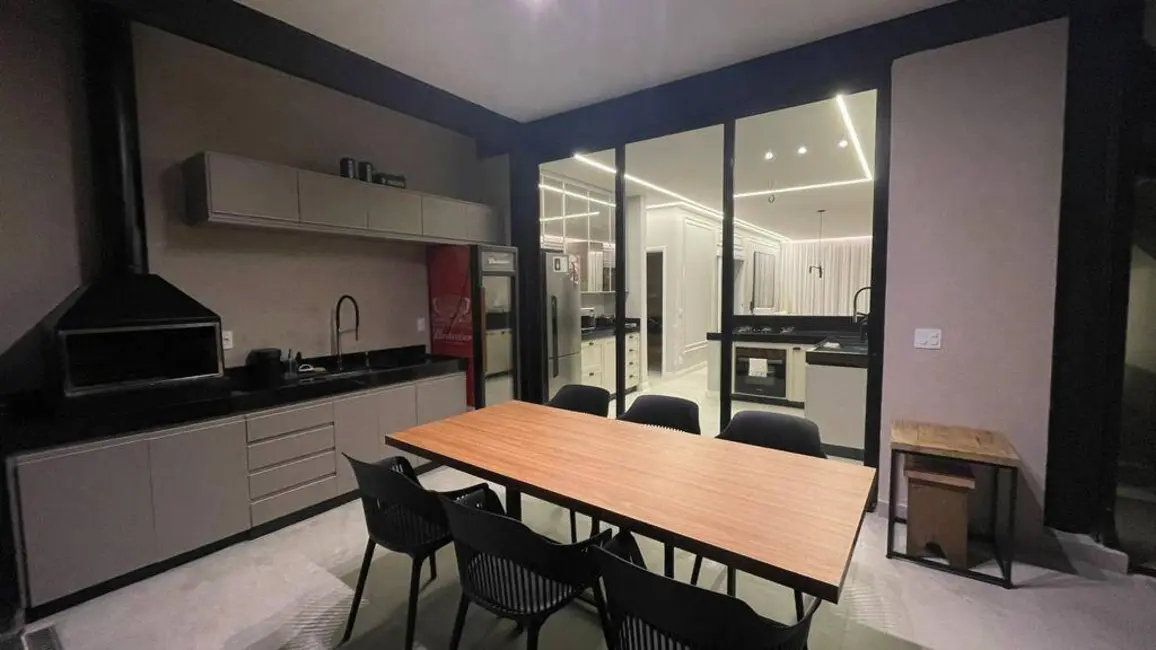 Foto 3 de Casa com 3 quartos à venda, 155m2 em Pocos De Caldas - MG