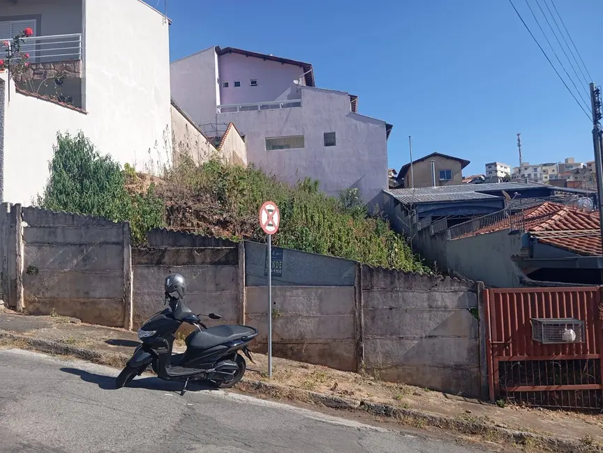 Terreno / Lote à venda e para alugar em Santa Lúcia, Pocos De Caldas - MG - imagem 1 Foto 1 de Terreno / Lote à venda e para alugar em Santa Lúcia, Pocos De Caldas - MG
