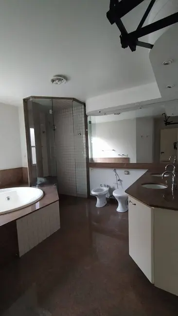 Foto 3 de Casa com 4 quartos à venda e para alugar, 200m2 em Jardim Country Club, Pocos De Caldas - MG
