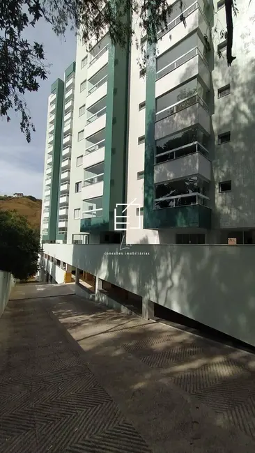 Foto 2 de Apartamento com 3 quartos à venda e para alugar em Jardim Quisisana, Pocos De Caldas - MG