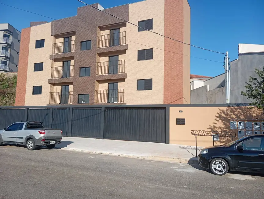 Foto 2 de Apartamento com 2 quartos para alugar em Pocos De Caldas - MG