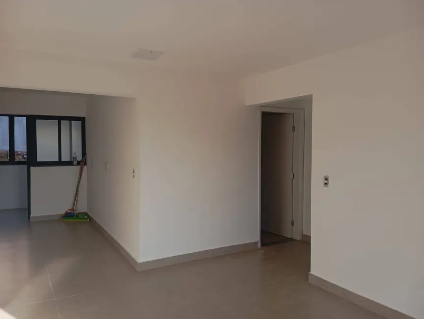 Foto 3 de Apartamento com 2 quartos para alugar em Pocos De Caldas - MG