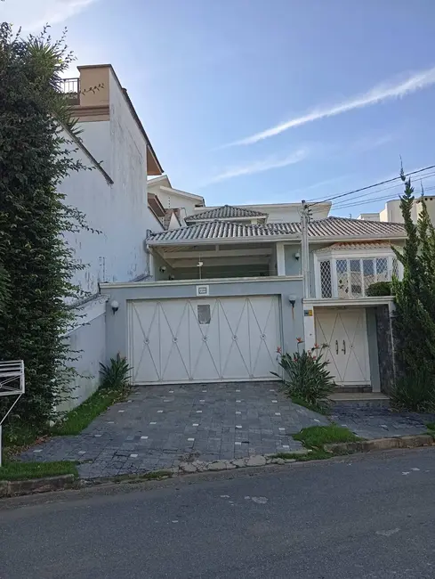 Foto 1 de Casa com 3 quartos à venda e para alugar, 240m2 em Jardim Europa, Pocos De Caldas - MG