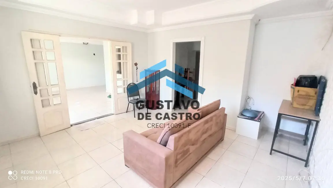 Casa com 3 quartos à venda, 200m2 em Coqueiro, Ananindeua - PA - imagem 4 Foto 4 de Casa com 3 quartos à venda, 200m2 em Coqueiro, Ananindeua - PA