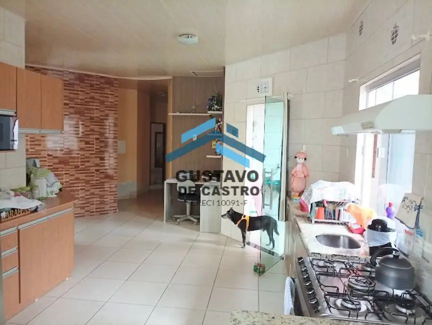 Casa com 4 quartos à venda, 200m2 em Quarenta Horas (Coqueiro), Ananindeua - PA - imagem 6 Foto 6 de Casa com 4 quartos à venda, 200m2 em Quarenta Horas (Coqueiro), Ananindeua - PA