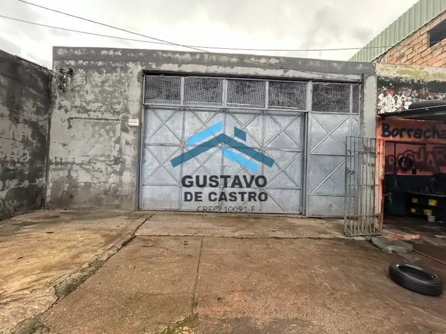 Armazém / Galpão à venda e para alugar, 200m2 em Maguari, Ananindeua - PA - imagem 3 Foto 3 de Armazém / Galpão à venda e para alugar, 200m2 em Maguari, Ananindeua - PA