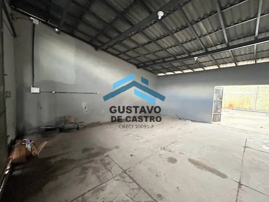 Armazém / Galpão à venda e para alugar, 200m2 em Maguari, Ananindeua - PA - imagem 5 Foto 5 de Armazém / Galpão à venda e para alugar, 200m2 em Maguari, Ananindeua - PA