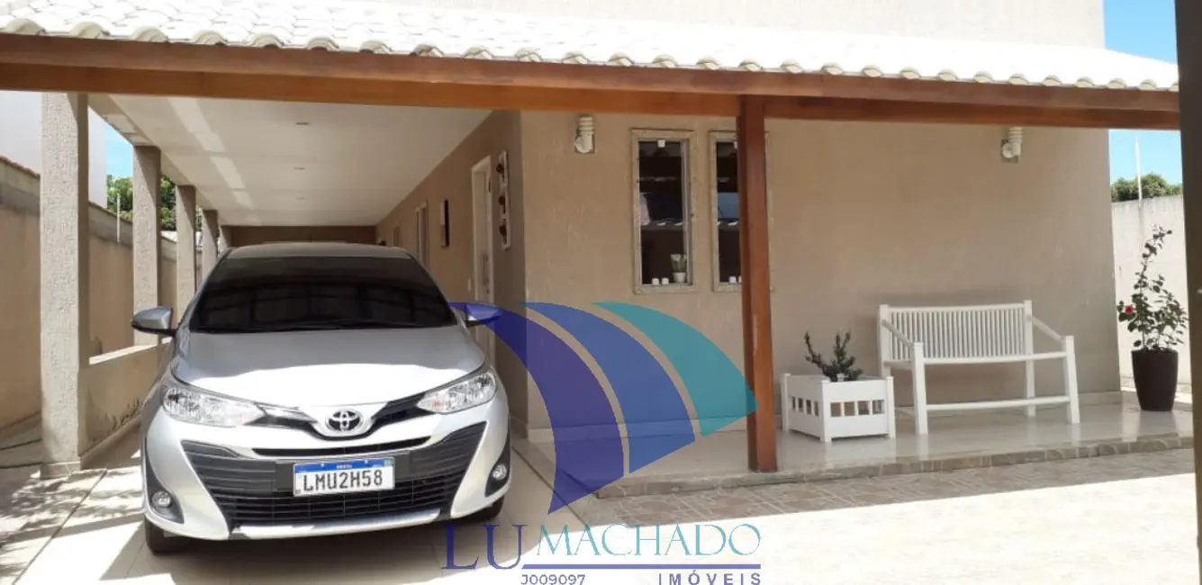 Foto 1 de Casa com 4 quartos à venda, 150m2 em Ogiva, Cabo Frio - RJ