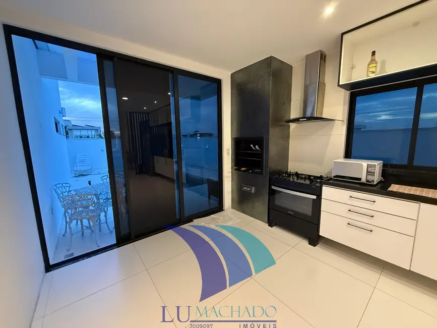 Foto 7 de Casa de Condomínio com 3 quartos à venda, 180m2 em Ogiva, Cabo Frio - RJ