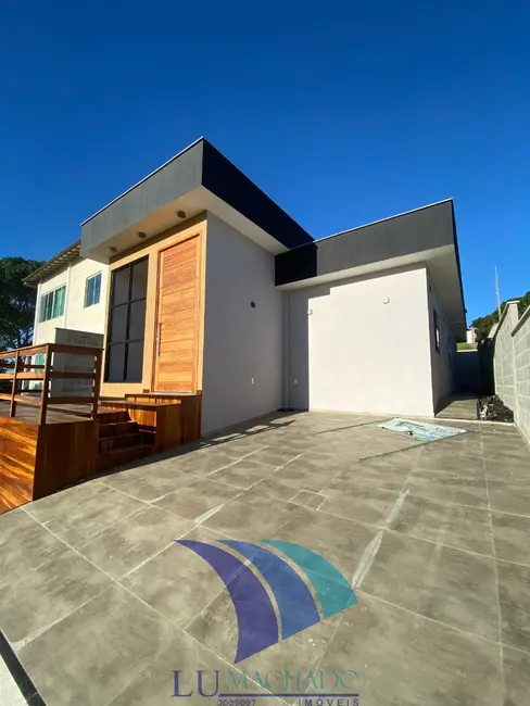 Foto 2 de Casa de Condomínio com 3 quartos à venda, 120m2 em Ogiva, Cabo Frio - RJ
