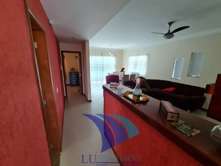 Foto 4 de Casa de Condomínio com 5 quartos à venda, 180m2 em Ogiva, Cabo Frio - RJ