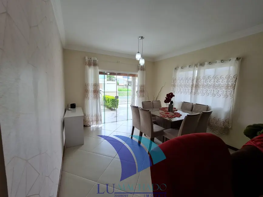 Foto 6 de Casa de Condomínio com 5 quartos à venda, 180m2 em Ogiva, Cabo Frio - RJ