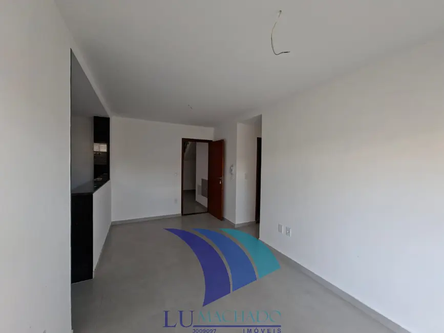 Apartamento com 2 quartos à venda, 60m2 em Palmeiras, Cabo Frio - RJ - imagem 3 Foto 3 de Apartamento com 2 quartos à venda, 60m2 em Palmeiras, Cabo Frio - RJ