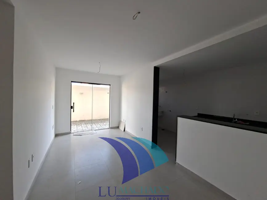 Apartamento com 2 quartos à venda, 60m2 em Palmeiras, Cabo Frio - RJ - imagem 2 Foto 2 de Apartamento com 2 quartos à venda, 60m2 em Palmeiras, Cabo Frio - RJ