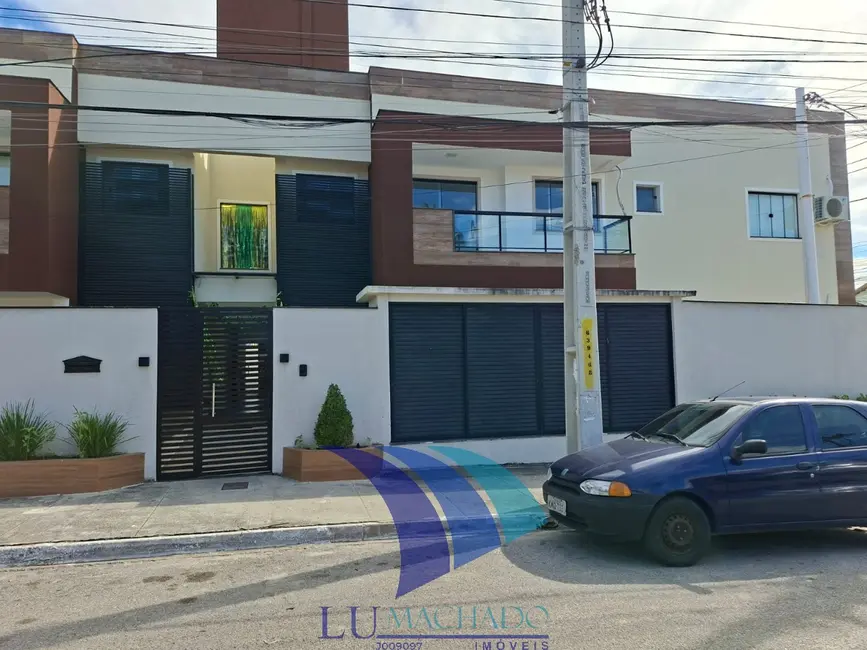 Apartamento com 2 quartos à venda, 60m2 em Palmeiras, Cabo Frio - RJ - imagem 1 Foto 1 de Apartamento com 2 quartos à venda, 60m2 em Palmeiras, Cabo Frio - RJ