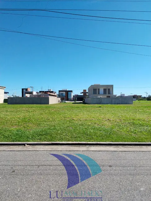 Foto 1 de Terreno / Lote à venda, 350m2 em Ogiva, Cabo Frio - RJ