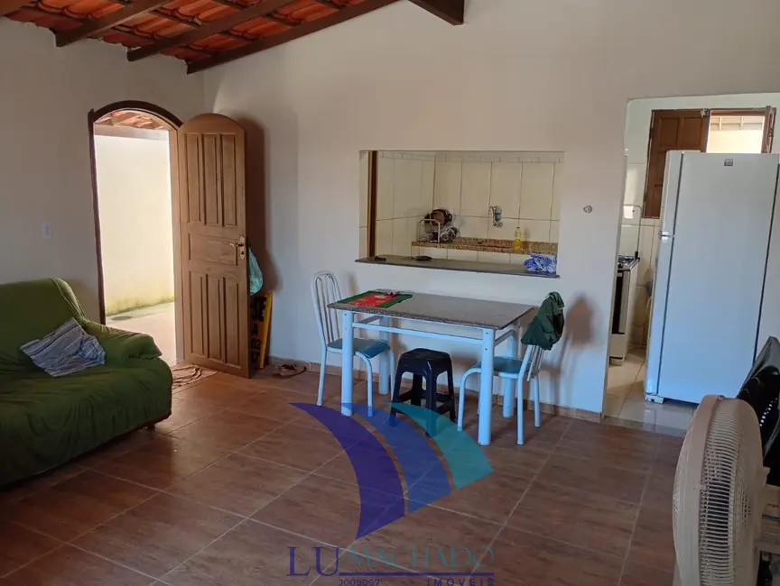 Foto 2 de Casa com 1 quarto à venda, 50m2 em Peró, Cabo Frio - RJ