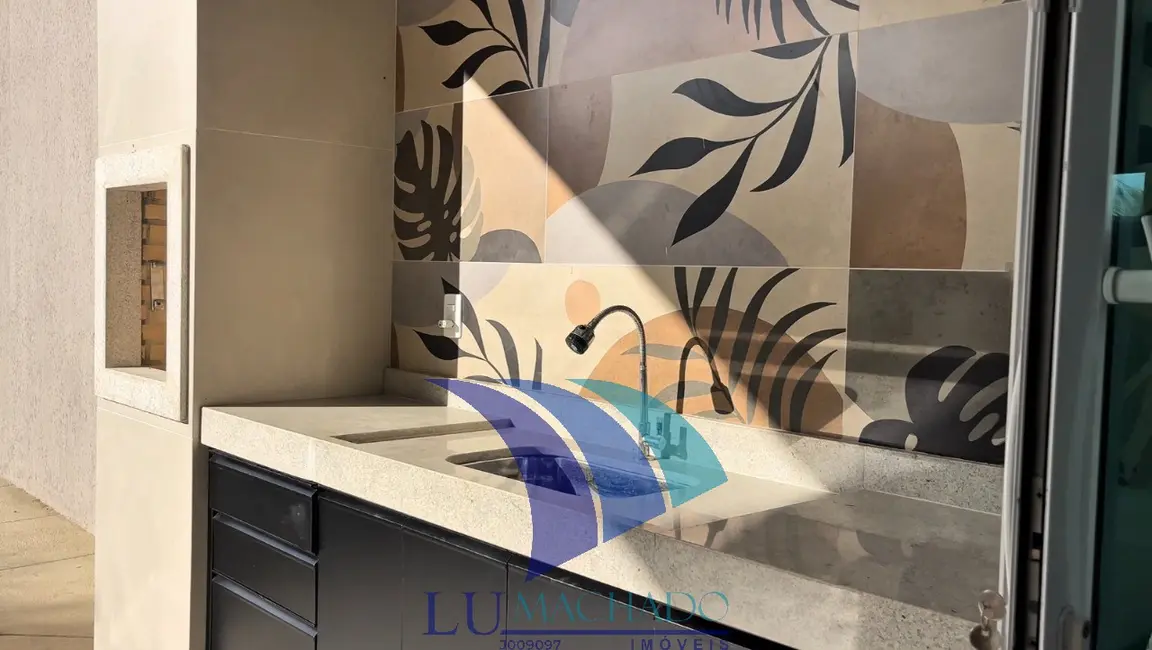 Foto 6 de Casa com 3 quartos à venda, 180m2 em Armacao Dos Buzios - RJ