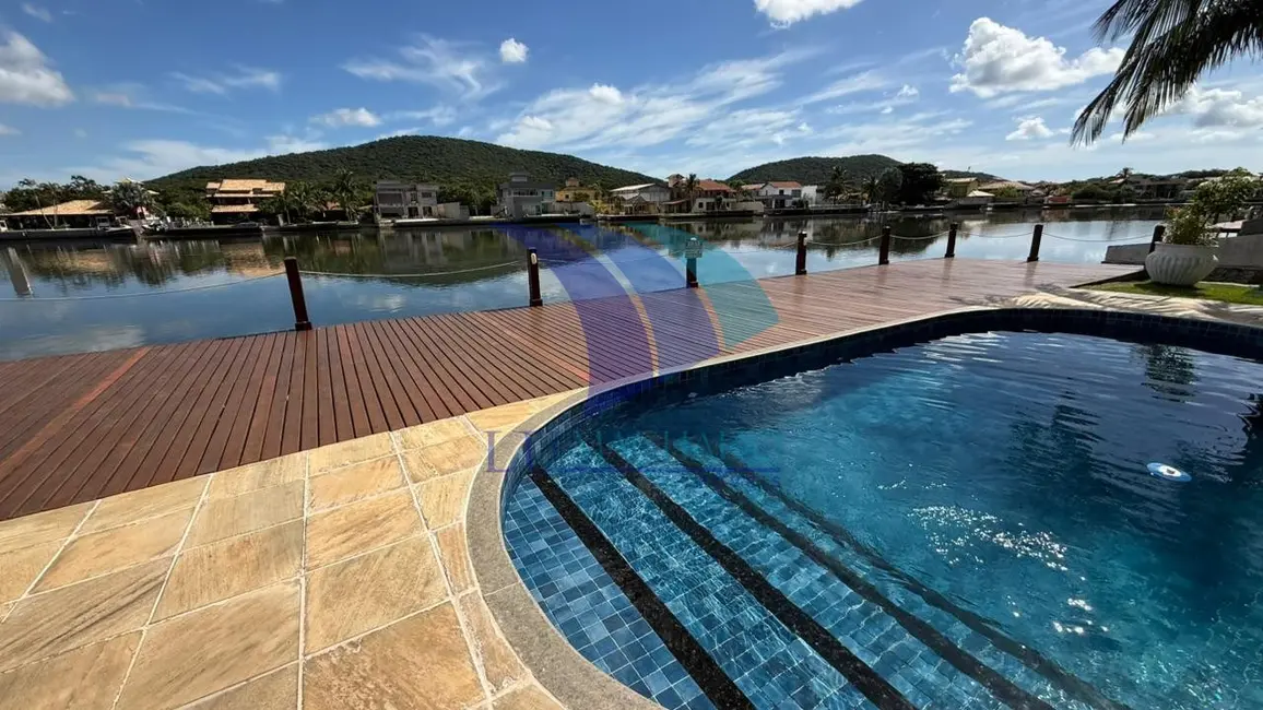 Foto 5 de Casa com 2 quartos à venda, 90m2 em Peró, Cabo Frio - RJ
