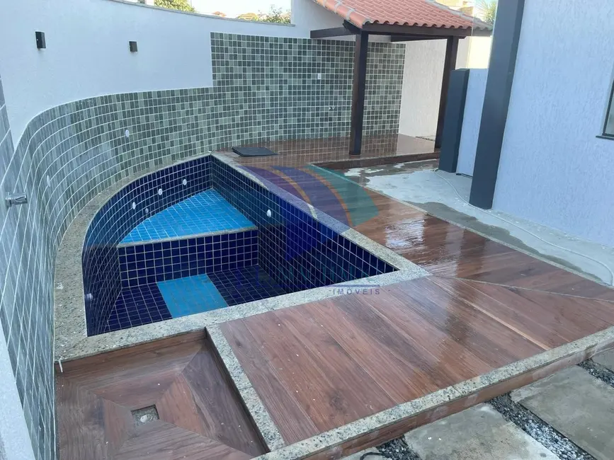 Foto 1 de Casa com 3 quartos à venda, 100m2 em Cabo Frio - RJ