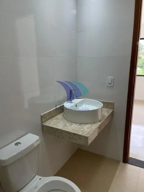 Foto 2 de Casa com 3 quartos à venda, 100m2 em Cabo Frio - RJ