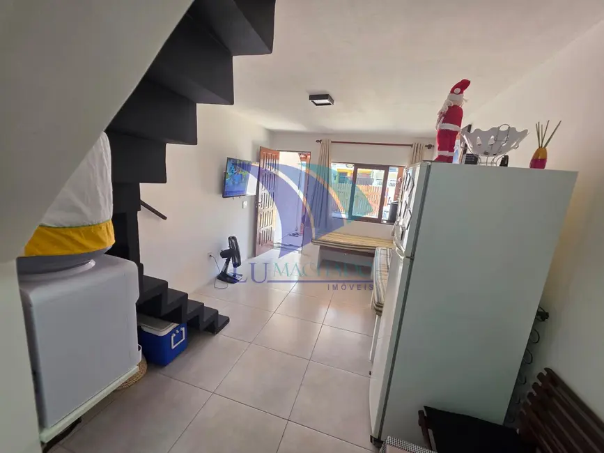 Foto 9 de Casa com 1 quarto à venda, 50m2 em Vila Blanche, Cabo Frio - RJ