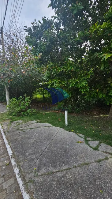 Foto 1 de Terreno / Lote à venda em Foguete, Cabo Frio - RJ